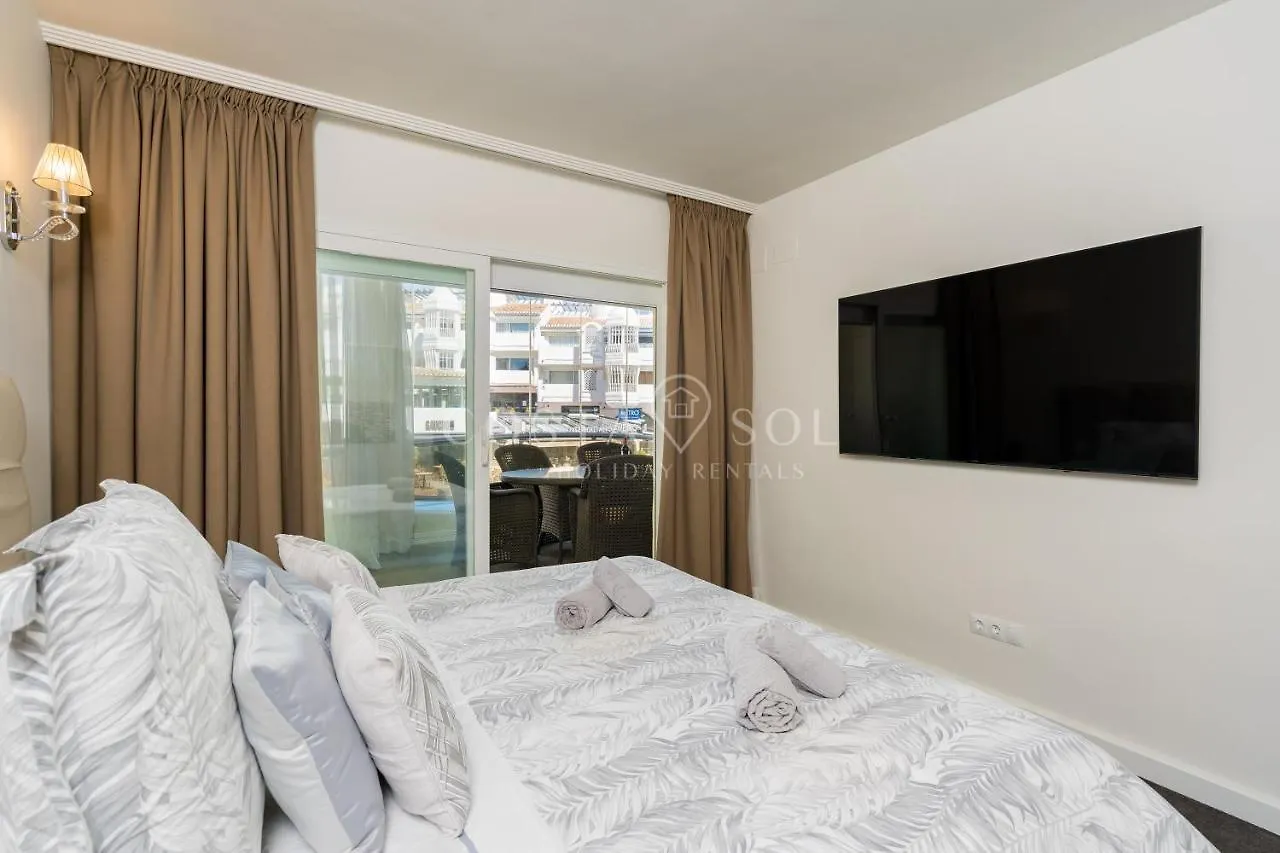 Puerto Marina-Benalmadena Luxury Apartment Dentro De La Isla