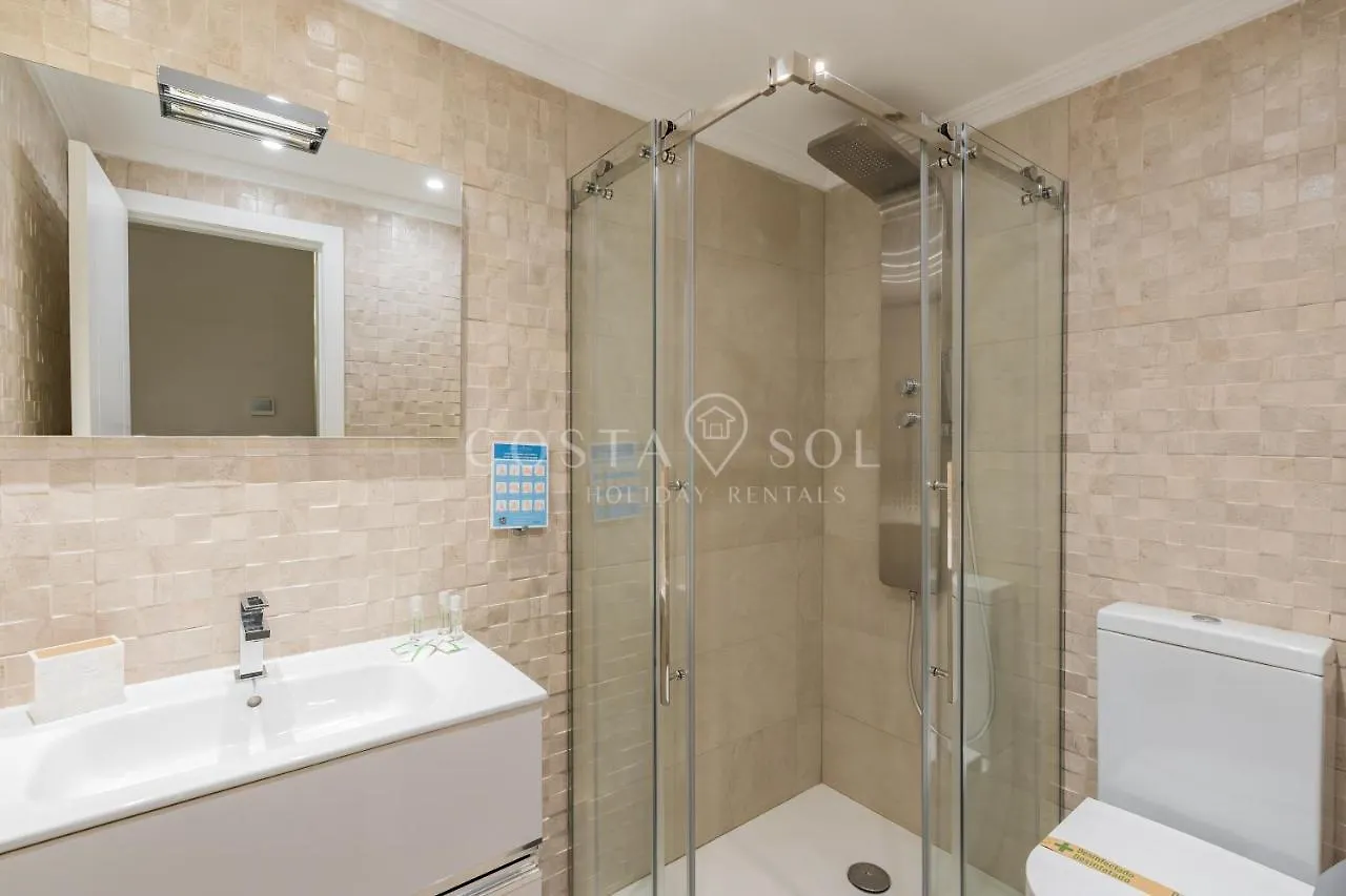Puerto Marina-Benalmadena Luxury Apartment Dentro De La Isla